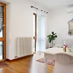 Casa Gallinotto Daire Alba (Piedmont)