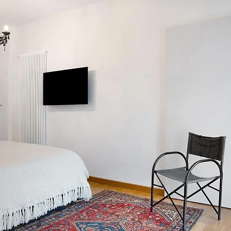 Casa Gallinotto * Alba (Piedmont)